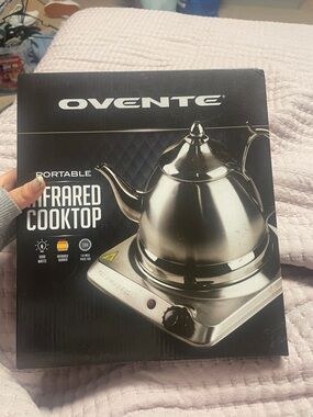 Portable Infrared Cooktop in Stainless Steel